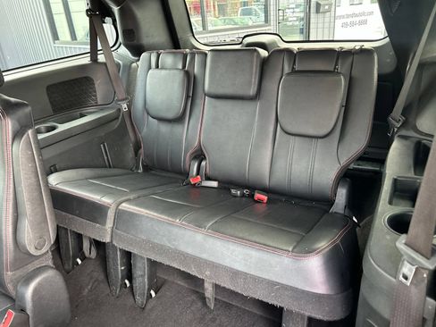 Used 2019 Dodge Grand Caravan GT FWD image 15