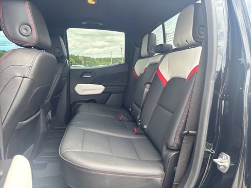 Used 2024 GMC Canyon AT4X AWD/4WD image 37