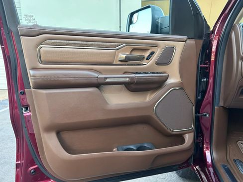 Used 2019 RAM 1500 Limited AWD/4WD image 33