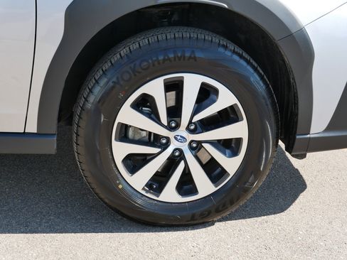 Certified 2025 Subaru Outback Premium image 15