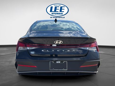 New 2026 Hyundai Elantra Sport FWD image 4