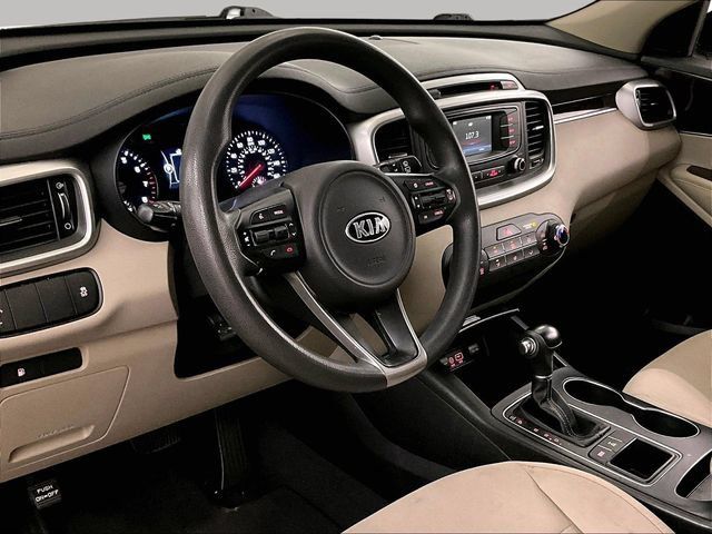 Used 2018 Kia Sorento LX AWD/4WD image 12