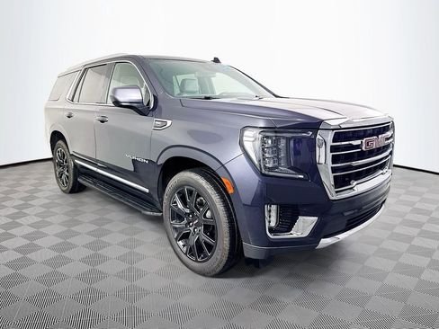 Used 2023 GMC Yukon SLT image 3