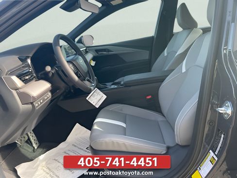 New 2026 Toyota Camry SE w/ Convenience Package FWD image 10