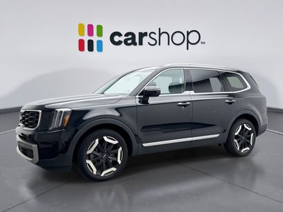Used 2023 Kia Telluride S w/ S Sunroof Package
