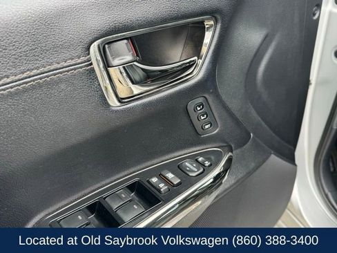 Used 2014 Toyota Avalon XLE Touring image 30