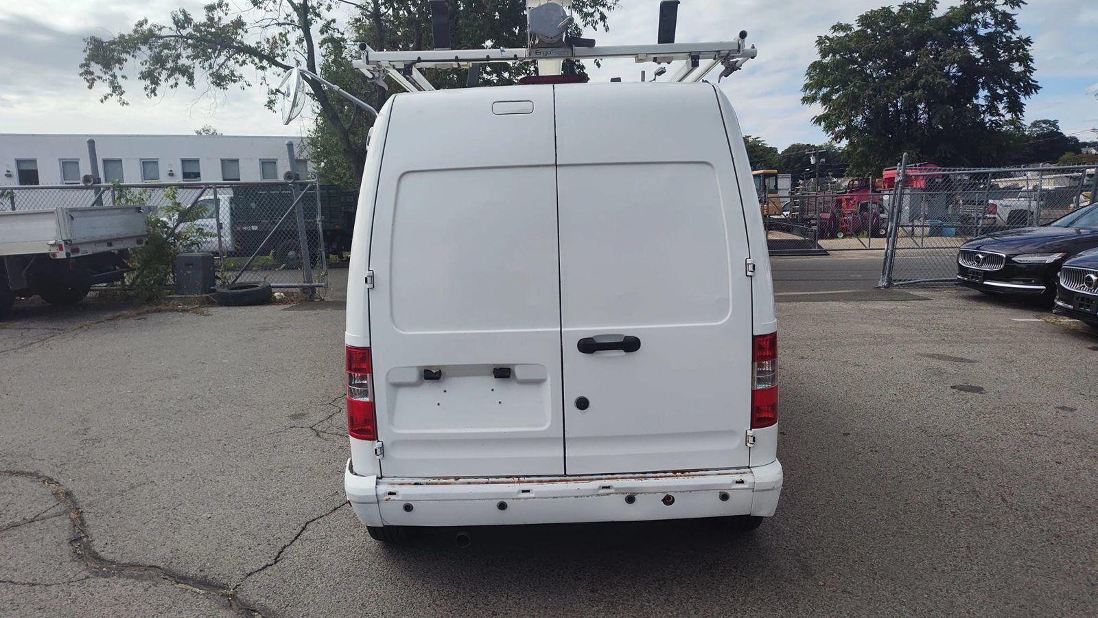 Used 2012 Ford Transit Connect XLT FWD image 4