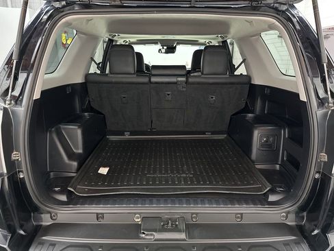 Used 2022 Toyota 4Runner SR5 Premium w/ Moonroof Package image 33