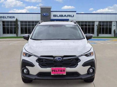 New 2025 Subaru Crosstrek 2.0i Premium image 2