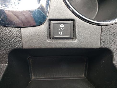 Used 2016 Chevrolet Equinox LT image 18