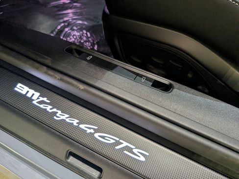 Used 2024 Porsche 911 Targa 4 GTS image 19