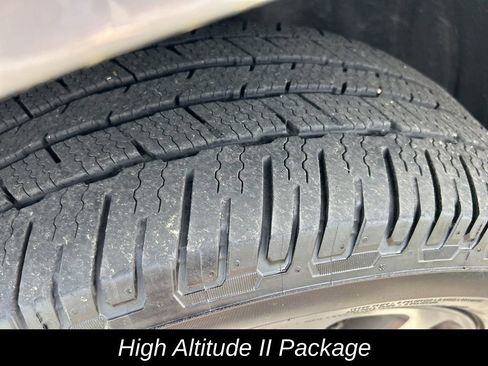 Used 2018 Jeep Grand Cherokee High Altitude AWD/4WD image 13