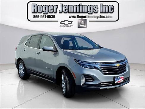 Used 2024 Chevrolet Equinox LT image 27