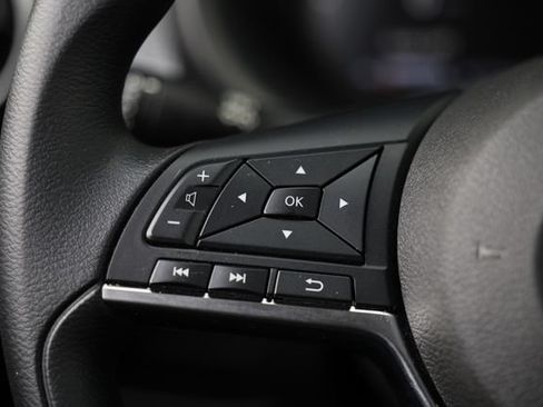 Used 2024 Nissan Kicks SV FWD image 32