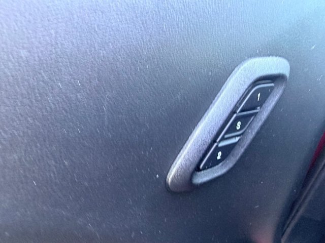 Certified 2022 Dodge Challenger R/T w/ Plus Package RWD image 10