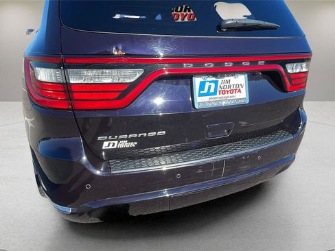 Used 2021 Dodge Durango SXT image 12