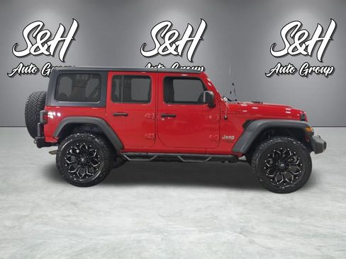 Used 2018 Jeep Wrangler Unlimited Sport S AWD/4WD image 18