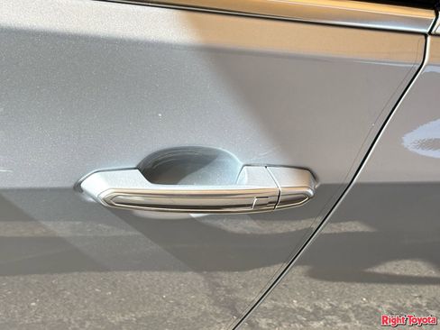 Used 2017 Cadillac CTS Luxury RWD image 10