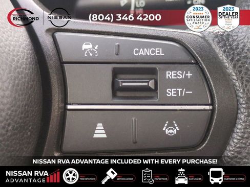 Used 2025 Honda HR-V LX image 25