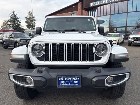 Used 2024 Jeep Wrangler Unlimited Sahara AWD/4WD image 8