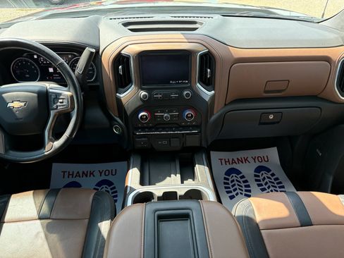 Used 2021 Chevrolet Silverado 1500 High Country w/ Technology Package AWD/4WD image 14