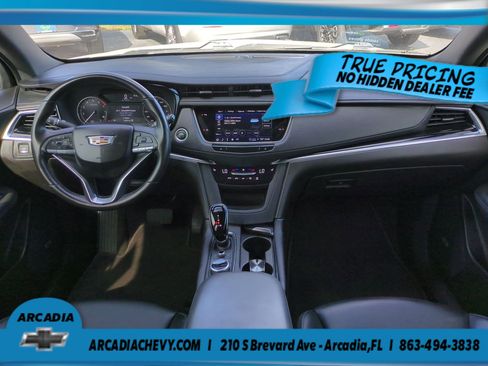Certified 2024 Cadillac XT6 Luxury AWD/4WD image 15