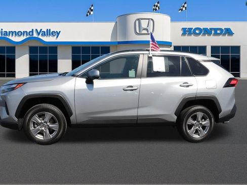 Used 2025 Toyota RAV4 XLE FWD image 9