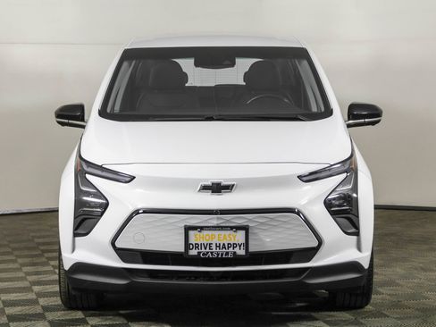 Used 2023 Chevrolet Bolt LT FWD image 10
