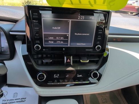 Used 2022 Toyota Corolla SE FWD image 21