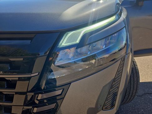 New 2026 Nissan Pathfinder SL FWD image 11