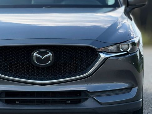Used 2018 MAZDA CX-5 Touring w/ Preferred Equipment Package FWD image 12