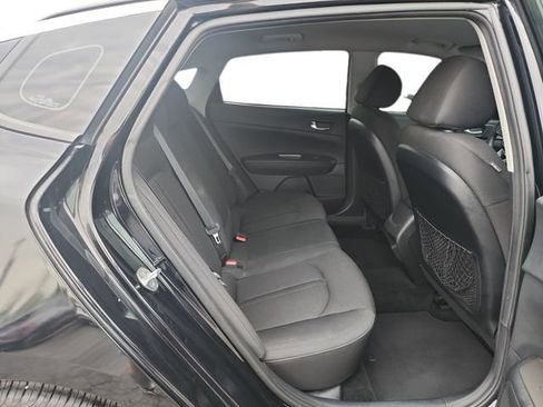 Used 2020 Kia Optima LX image 10