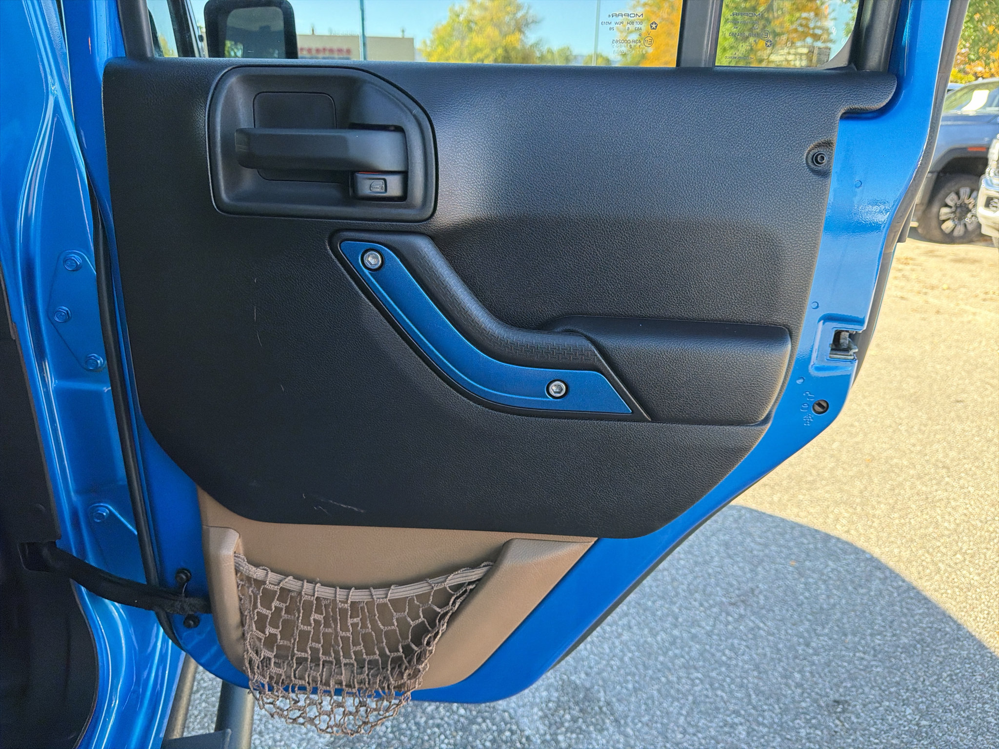 Used 2016 Jeep Wrangler Unlimited Sahara AWD/4WD image 18