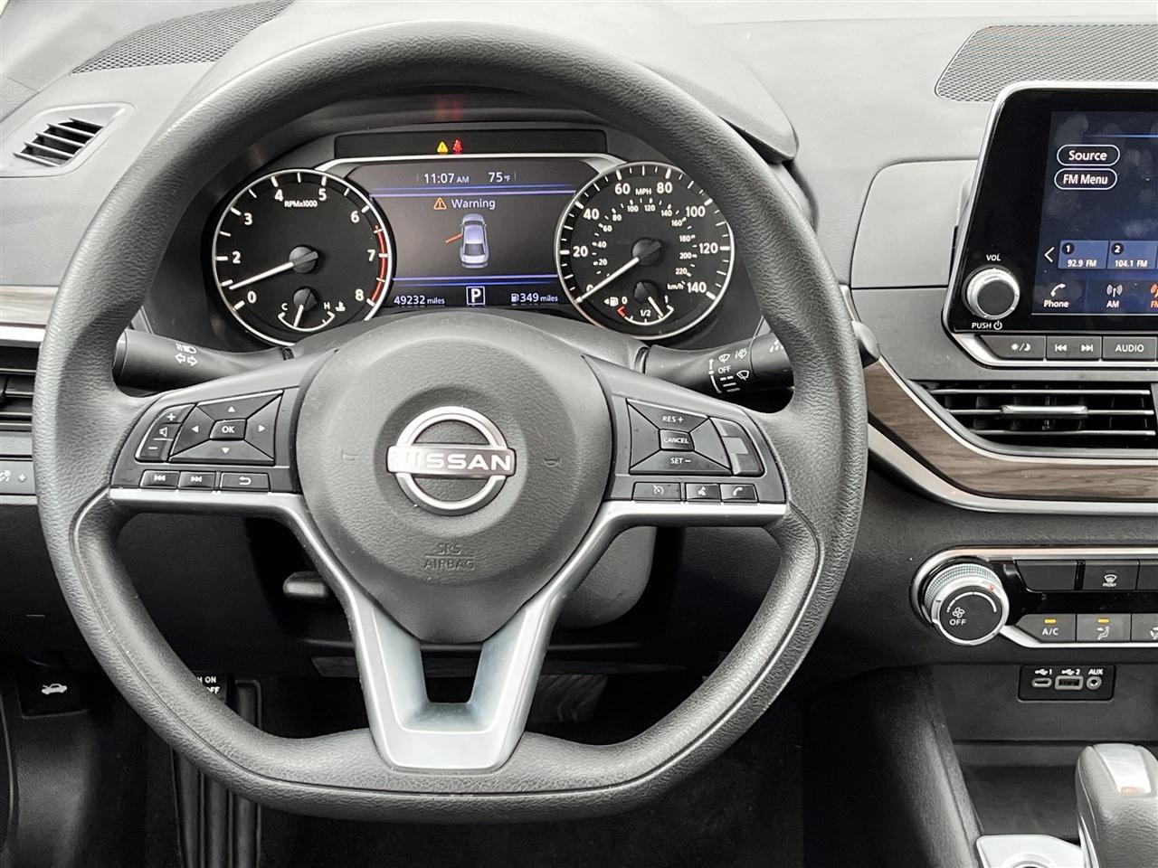 Used 2025 Nissan Altima 2.5 SV FWD image 18