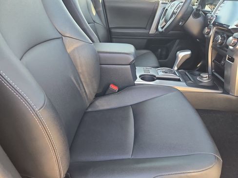 Used 2022 Toyota 4Runner TRD Sport w/ Technology Package image 21