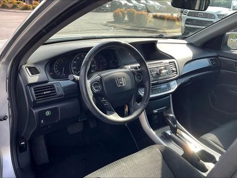 Used 2015 Honda Accord Sport image 14