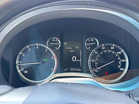 Used 2023 Lexus GX 460 Premium w/ Premium Package AWD/4WD image 25