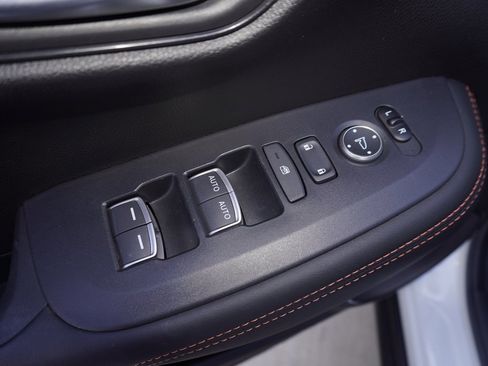 Used 2023 Honda HR-V Sport image 13