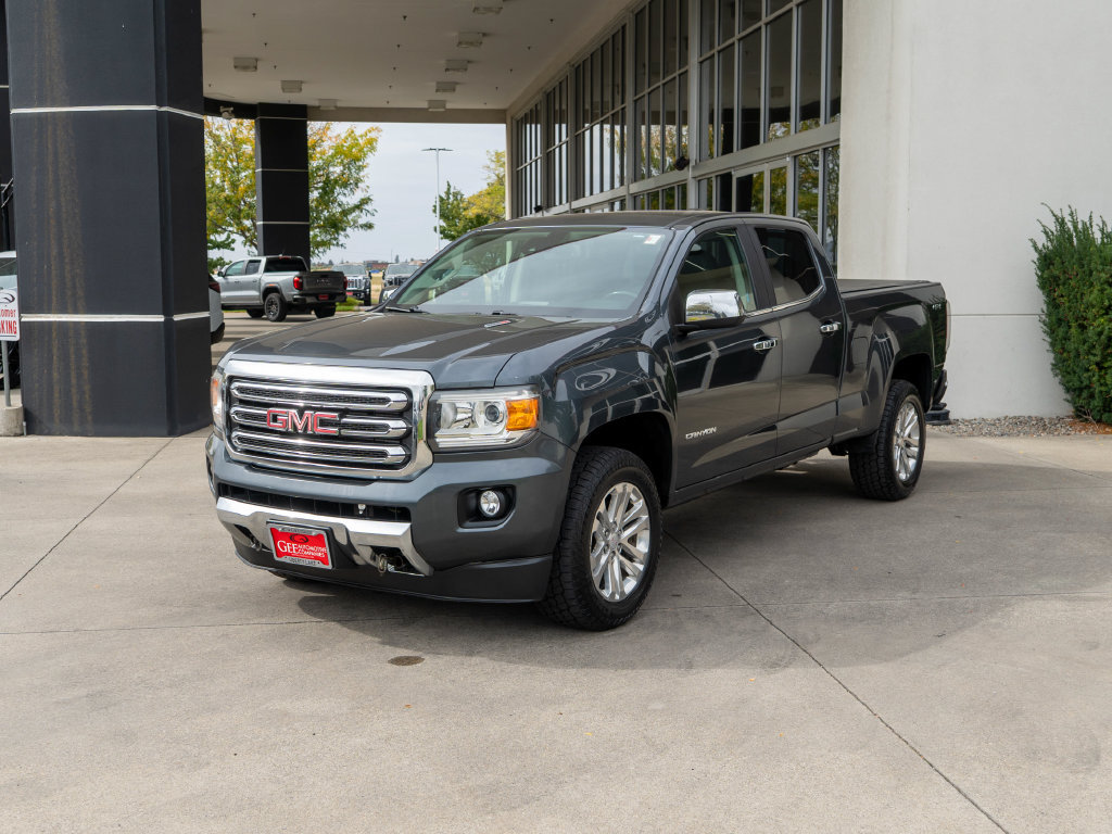 Used 2017 GMC Canyon SLT w/ Driver Alert Package AWD/4WD image 3