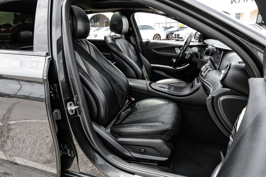 Used 2021 Mercedes-Benz E 350 4MATIC Sedan w/ Premium Package image 40