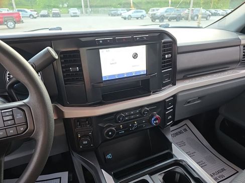 Used 2024 Ford F350 XLT w/ 360-Degree Camera Package AWD/4WD image 26