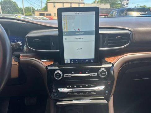 Used 2022 Ford Explorer King Ranch w/ Technology Package AWD/4WD image 11