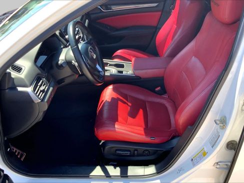 Used 2019 Honda Accord Sport image 8