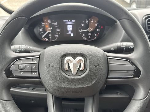 Used 2025 RAM ProMaster 2500 w/ Storage Group image 9