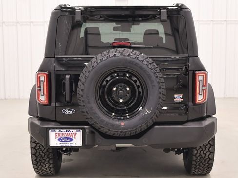 New 2026 Ford Bronco Outer Banks image 8