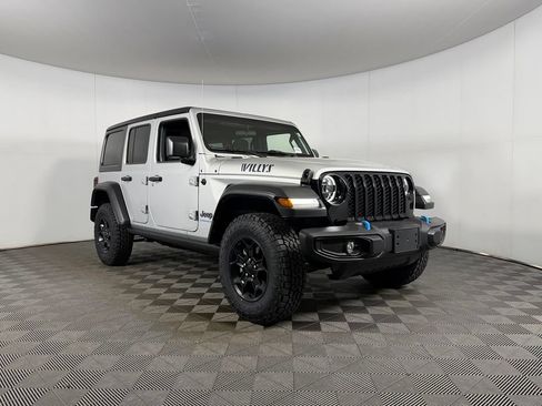 Certified 2023 Jeep Wrangler Unlimited AWD/4WD image 5