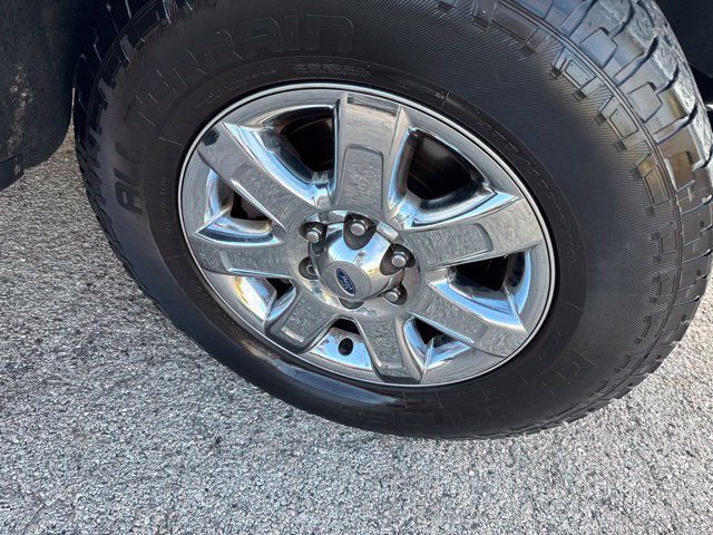 Used 2014 Ford F150 XLT w/ Equipment Group 302A Luxury AWD/4WD image 13