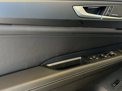 New 2025 Volkswagen Atlas Cross Sport SEL Premium R-Line image 9