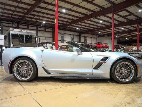 Used 2017 Chevrolet Corvette Grand Sport image 10