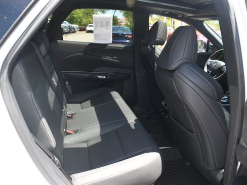 Used 2023 Lexus RX 350 F Sport w/ Cold Area Package AWD/4WD image 19